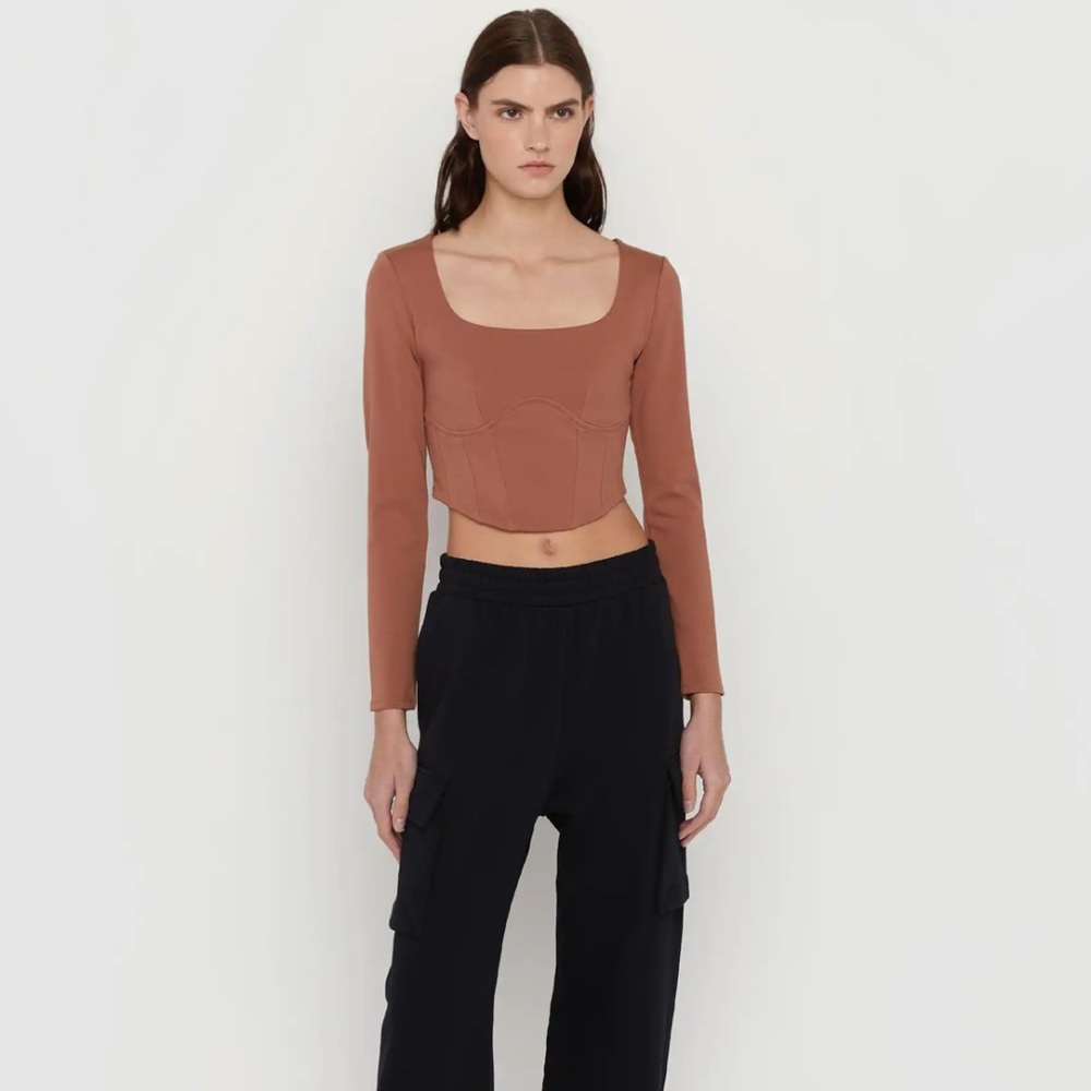 OAK + FORT CROPPED CORSET DETAIL TOP - PINK TAN - XS